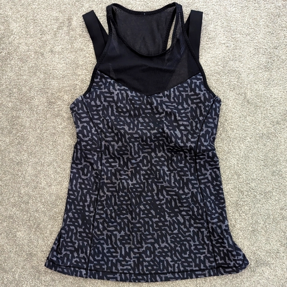 LULULEMON running in the city sheer detailed black tank top size 4 - Picture 5 of 14